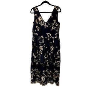 ⭐️ SLNY Black and Gold Floral Embroidered Mesh Midi Dress- size 12